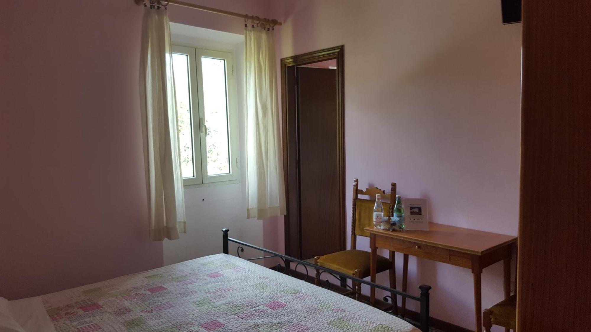 Albergo Ristorante Gualtieri Barberino di Mugello Værelse billede